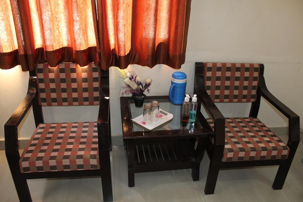 Hotel Aananda Haridwar Bagian luar foto