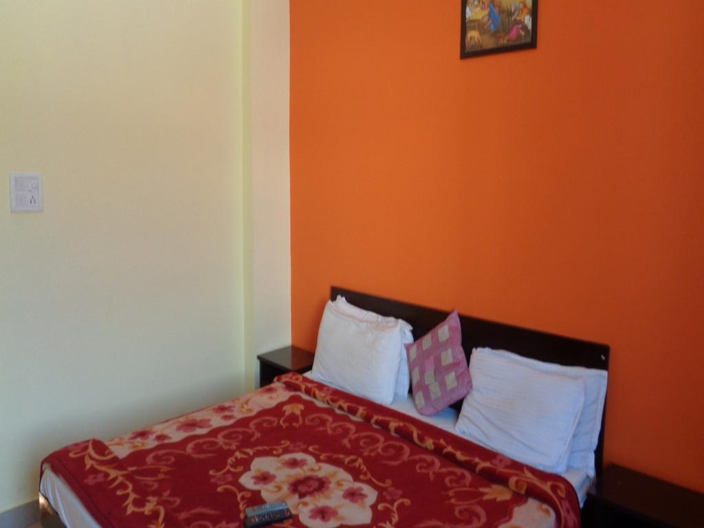 Hotel Aananda Haridwar Bagian luar foto