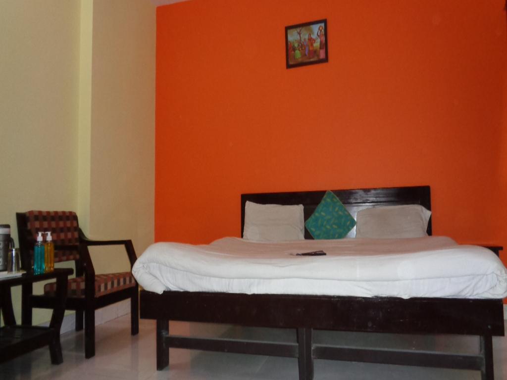 Hotel Aananda Haridwar Bagian luar foto