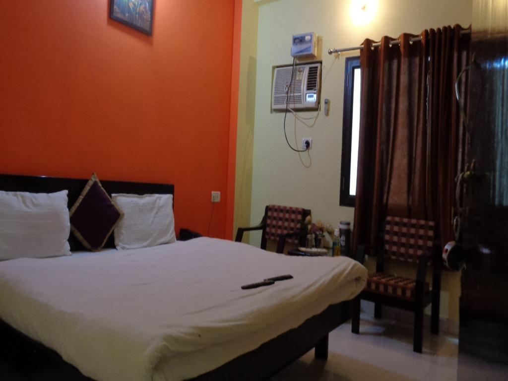 Hotel Aananda Haridwar Bagian luar foto