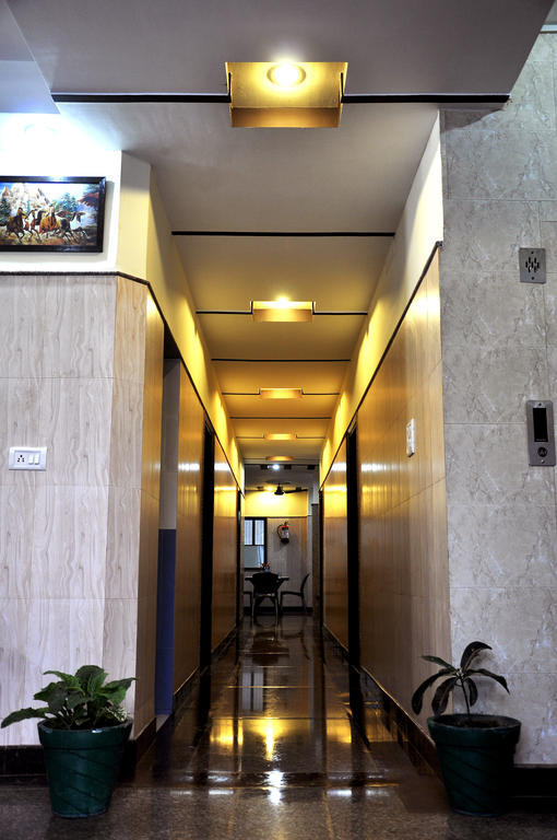 Hotel Aananda Haridwar Ruang foto